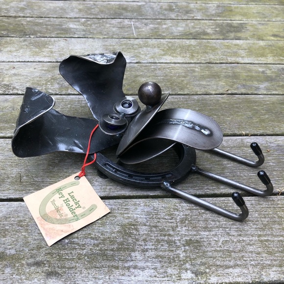 New NWT Original Yardbirds Lucky Happy Puppy Metal Dog Wall Art Key Leash Holder - Picture 4 of 13